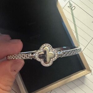 Elegant Silver Bracelet with Clover Design